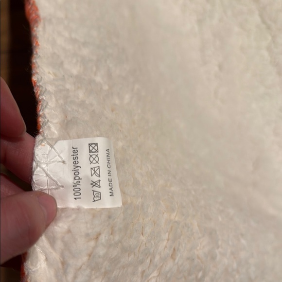 Aperol Spritz Orange Sherpa Blanket NWOT - Picture 6 of 7